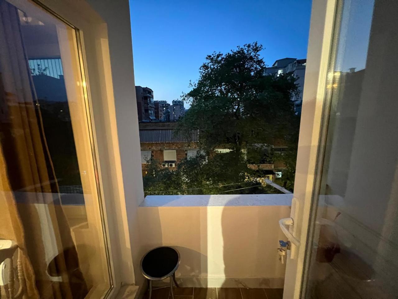 Dream Apartament Тирана Екстер'єр фото